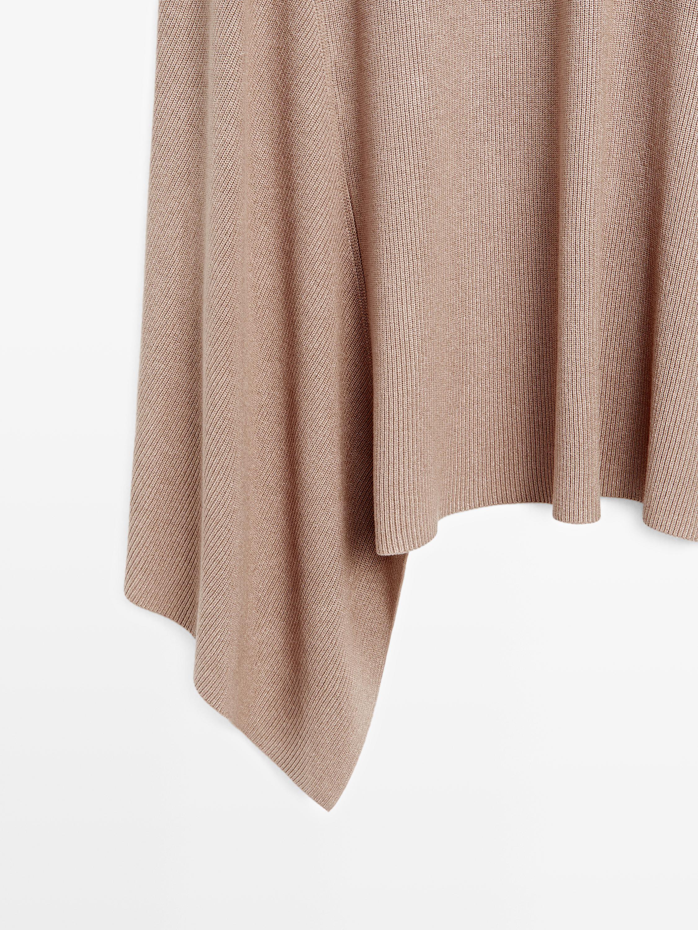 Jupe midi en maille asymétrique